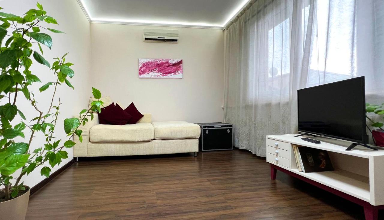 Frodo Hotel Tashkent Ngoại thất bức ảnh