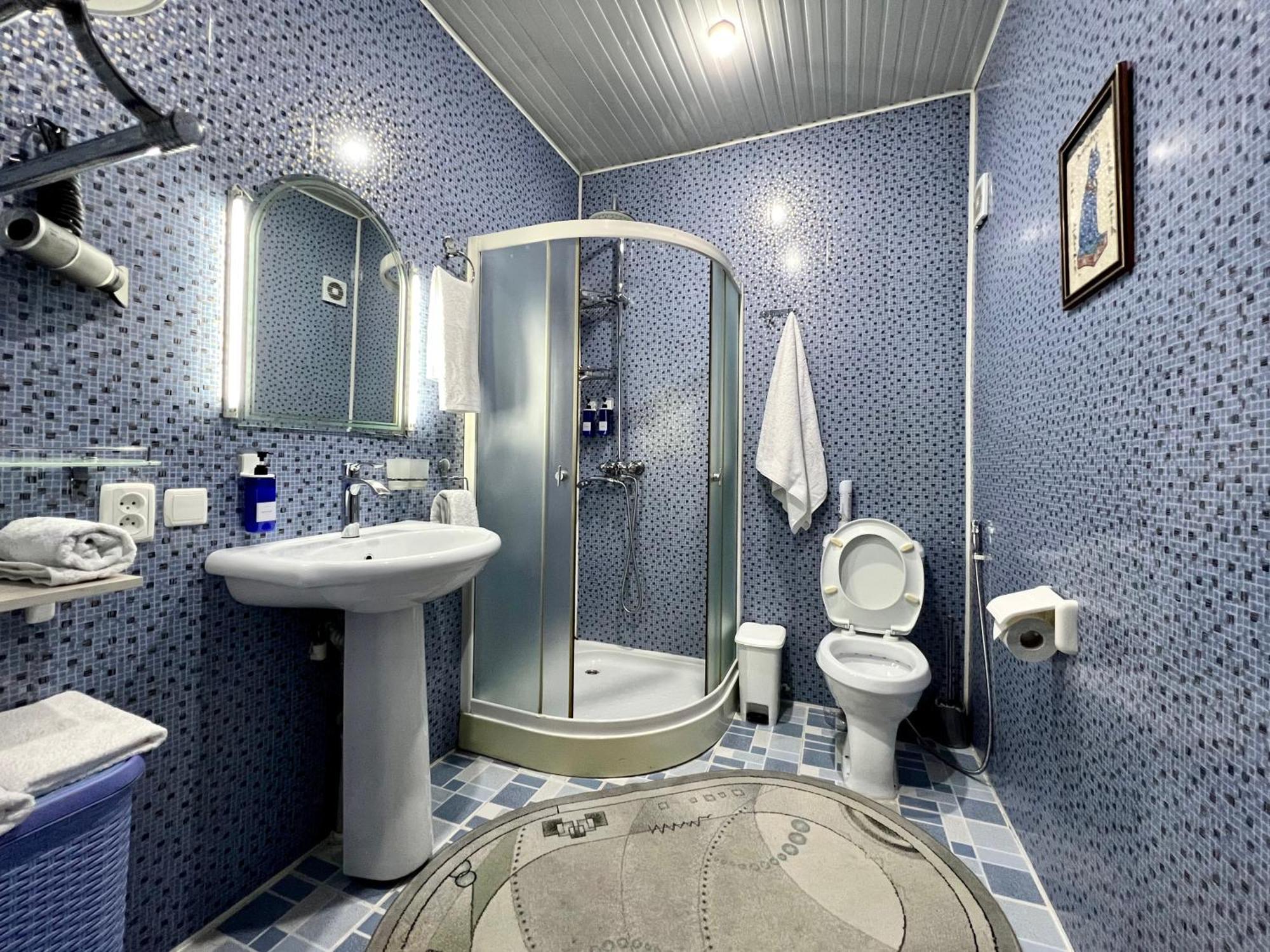 Frodo Hotel Tashkent Ngoại thất bức ảnh