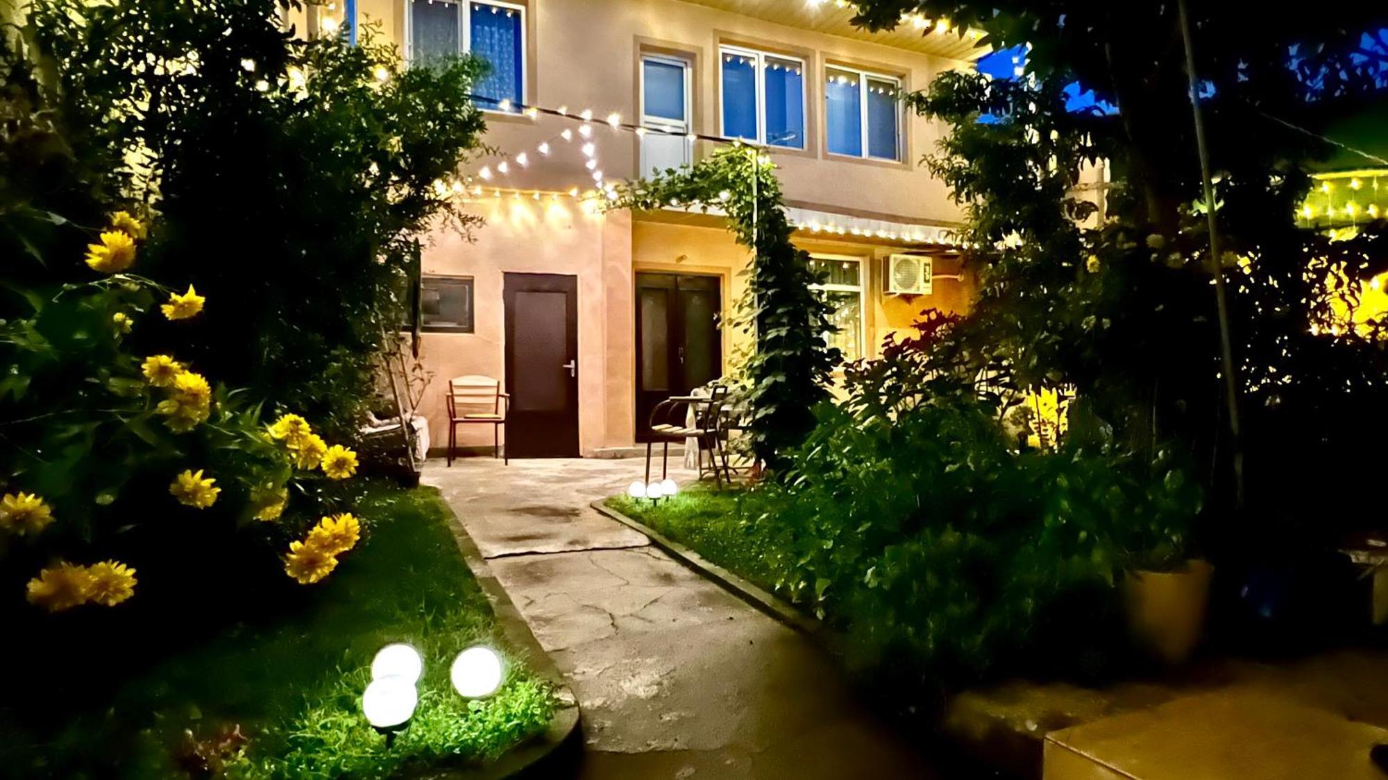 Frodo Hotel Tashkent Ngoại thất bức ảnh