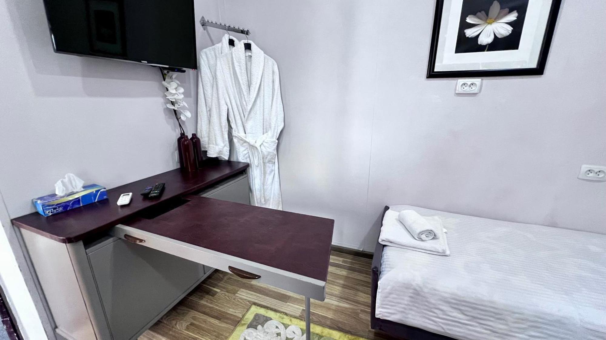 Frodo Hotel Tashkent Ngoại thất bức ảnh
